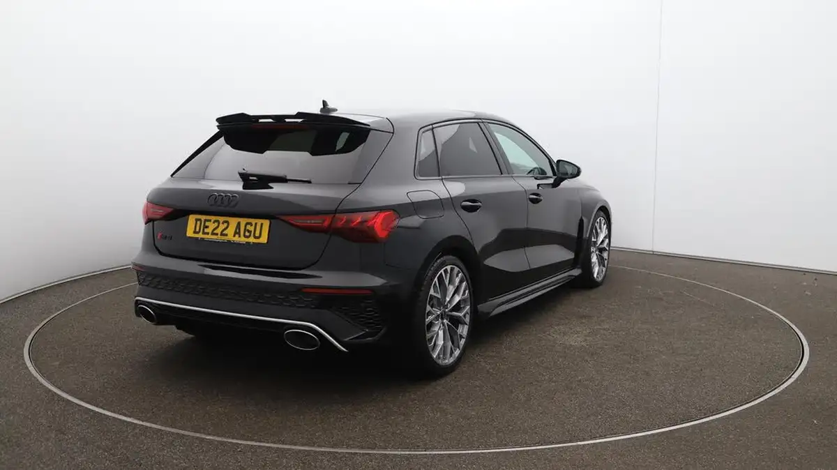 2022-audi-rs3-25-tfsi-sportback-5d-big-58