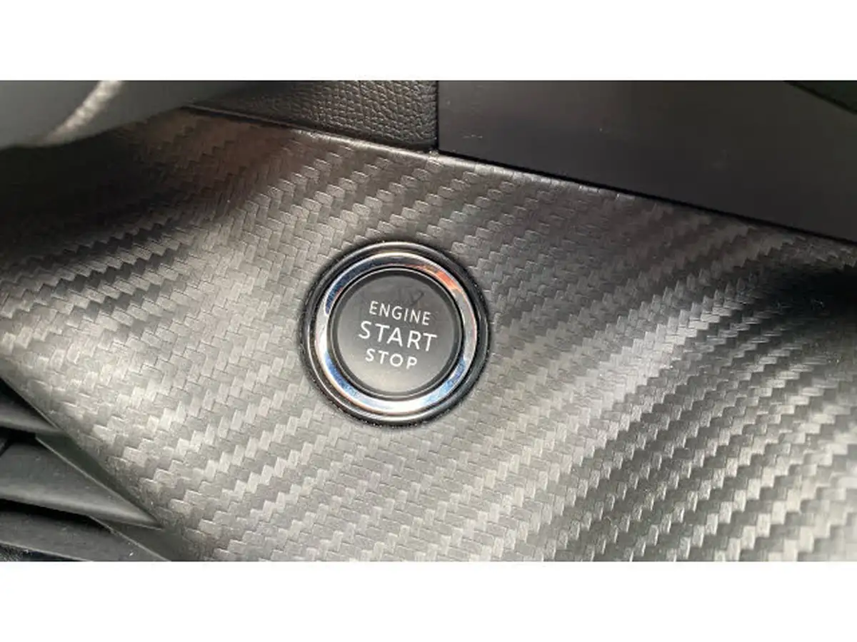 2022-peugeot-208-12-puretech-allure-premium-100bhp-big-40