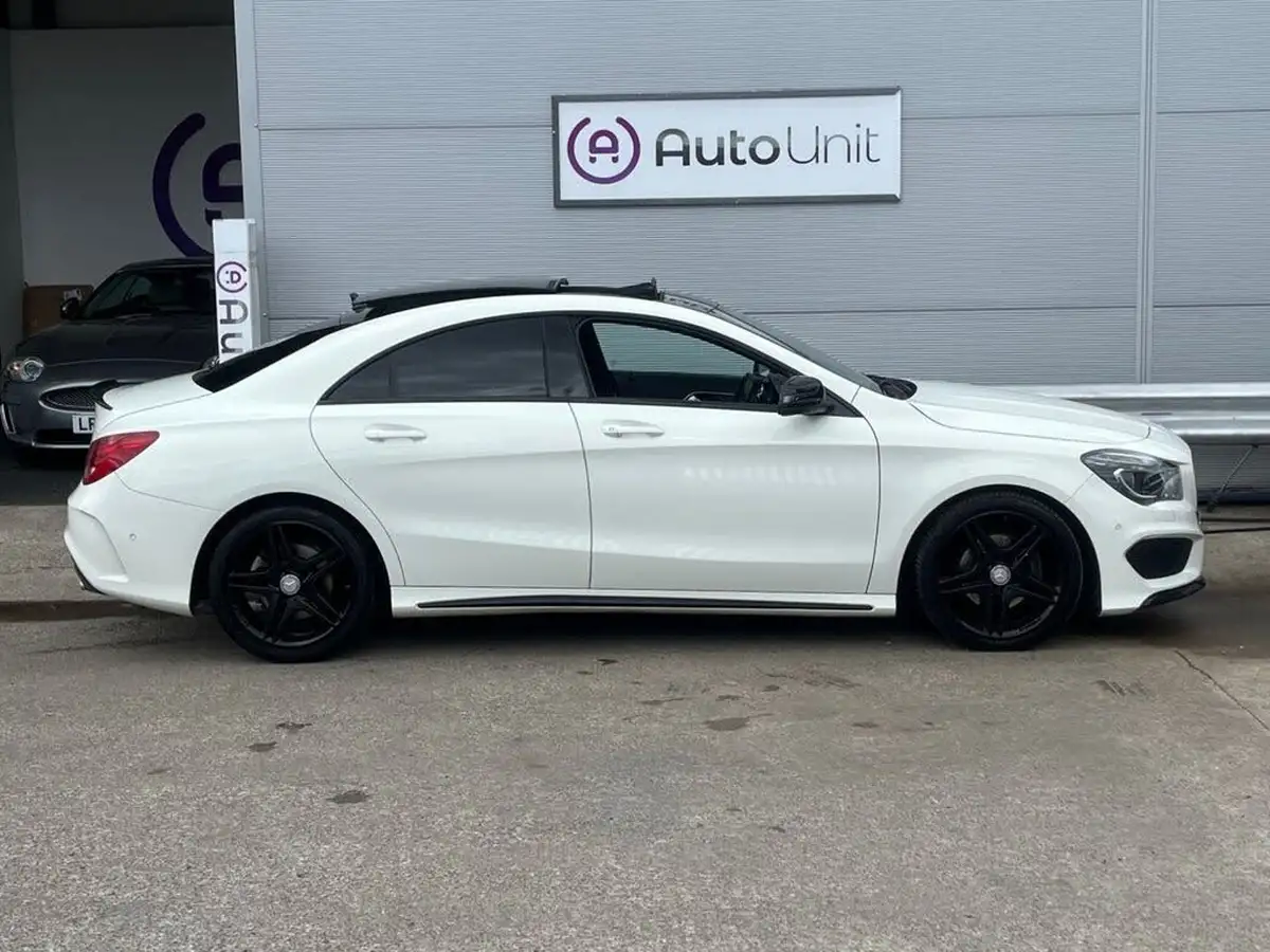 2014-mercedes-benz-cla-16-cla-180-amg-sport-big-30