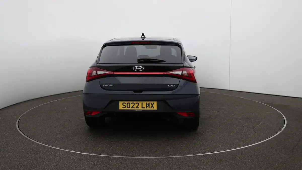 2022-hyundai-i20-10-t-gdi-premium-eclutch-imt-big-59