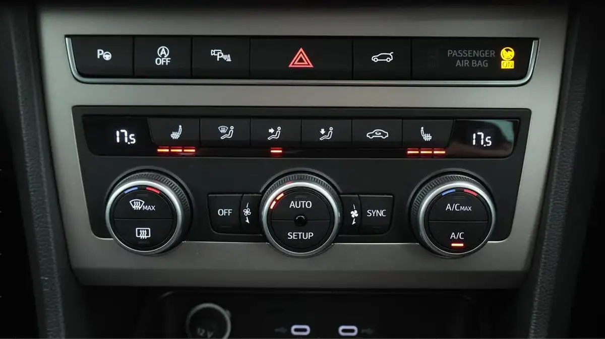2022-seat-ateca-15-tsi-evo-xperience-lux-dsg-big-12