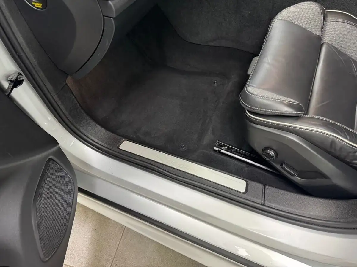 2019-volvo-s60-20-t5-r-design-plus-big-70