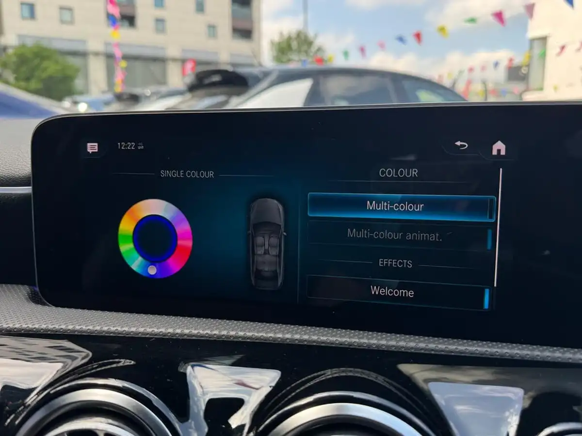 2020-mercedes-benz-a-class-13-a200-amg-line-executive-saloon-4d-7g-dct-big-43