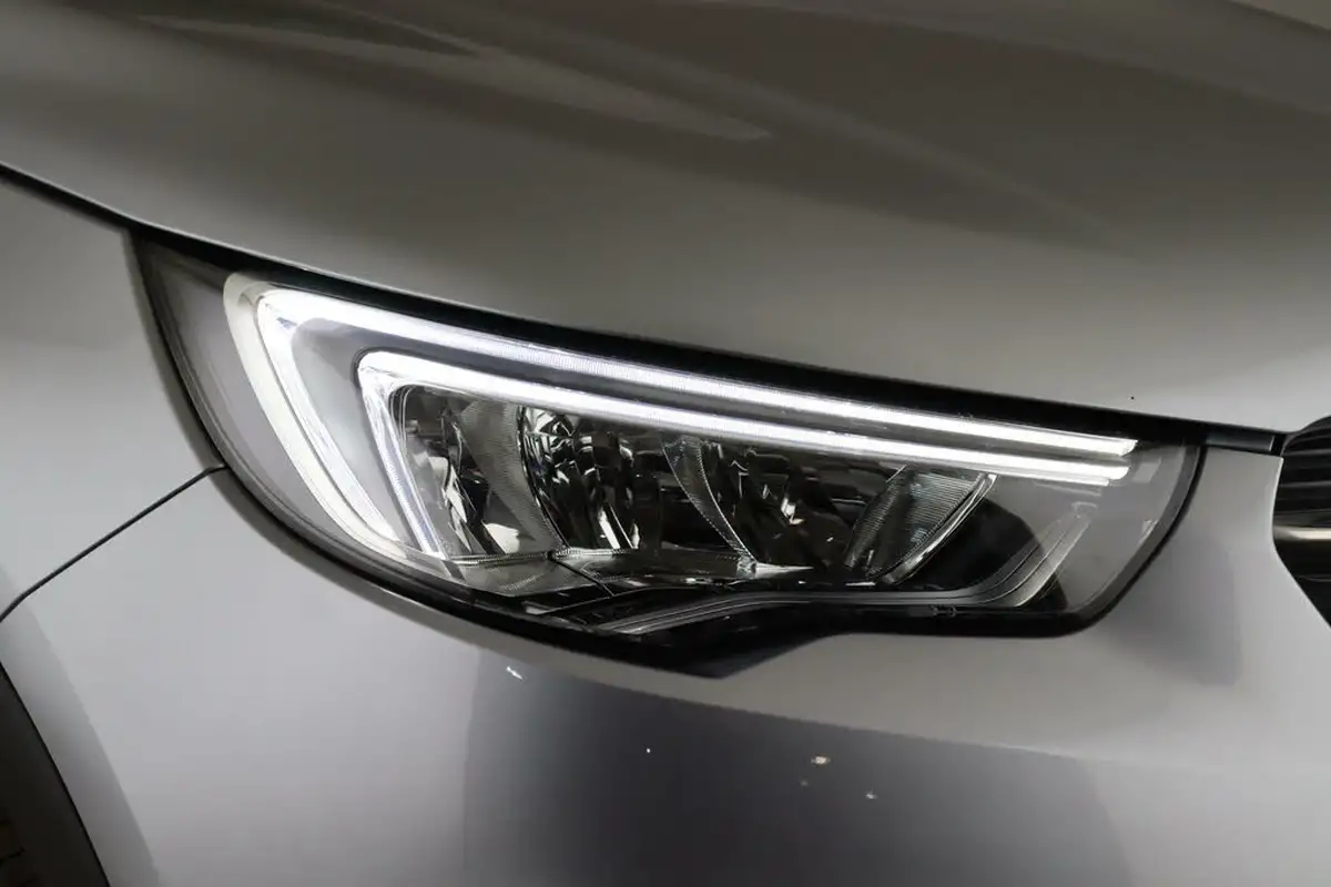 2021-vauxhall-grandland-x-12-griffin-big-8