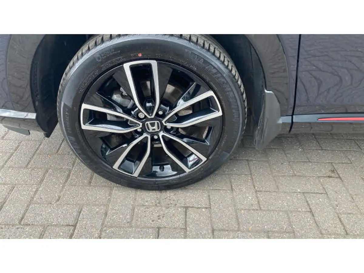 2023-honda-hr-v-15-i-mmd-advance-style-big-35
