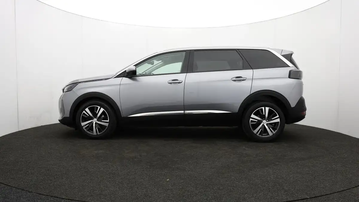 2021-peugeot-5008-suv-15-bluehdi-allure-big-70