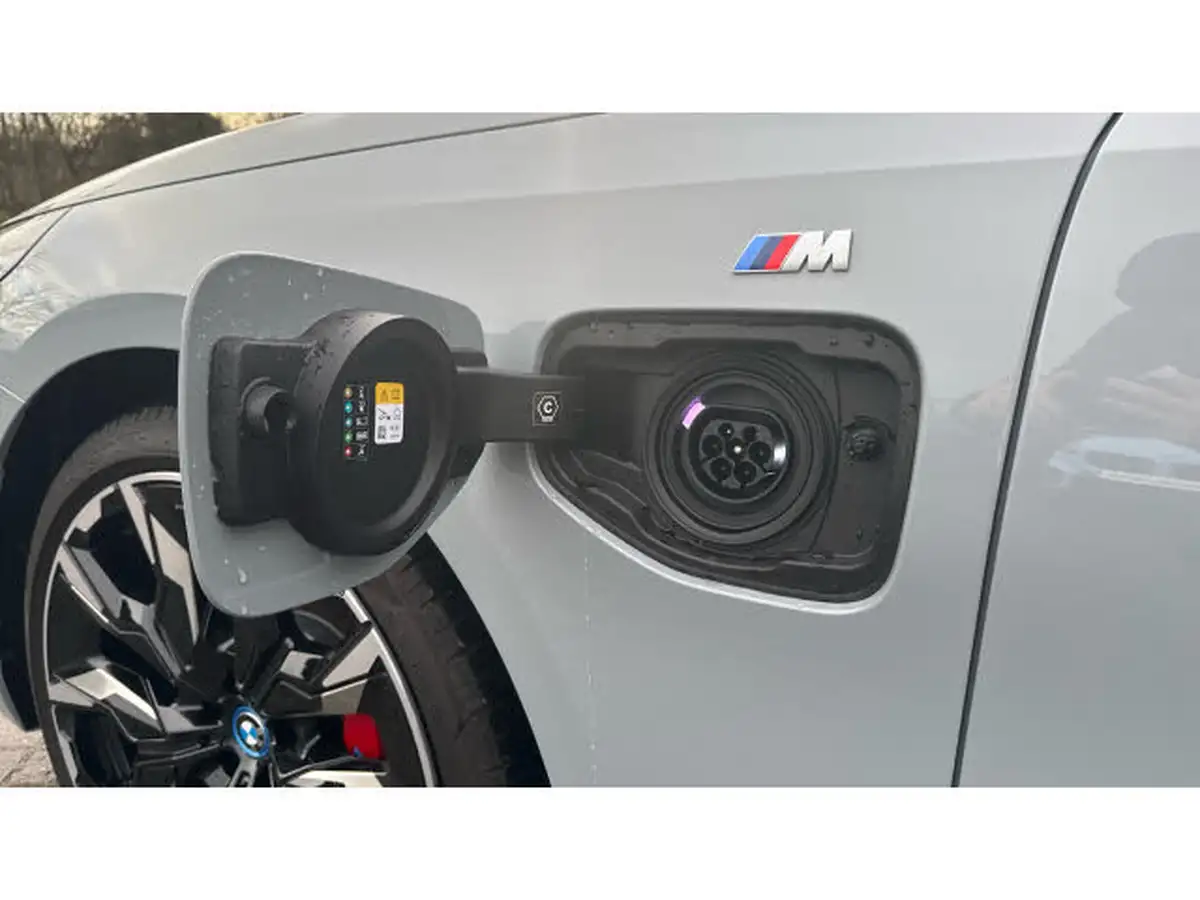 2025-bmw-5-series-20-530e-m-sport-pro-touring-5d-big-29