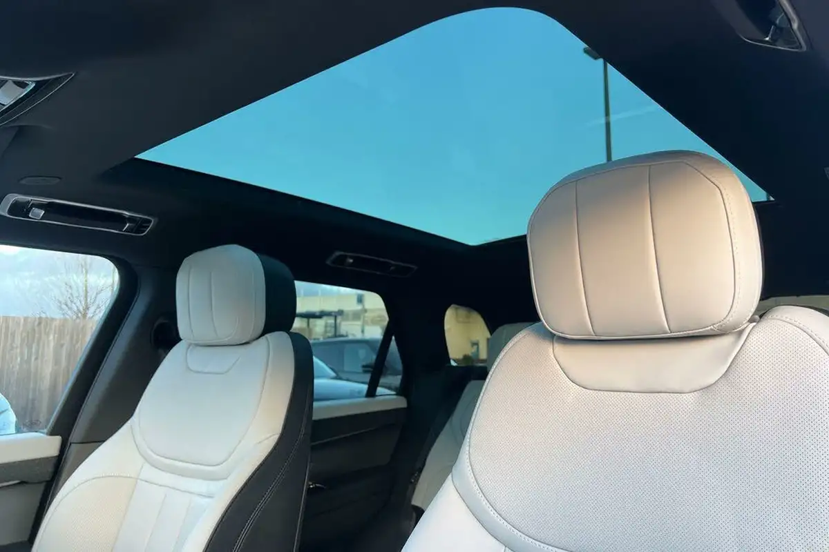 2025-land-rover-range-rover-sport-30-d300-dynamic-se-big-3