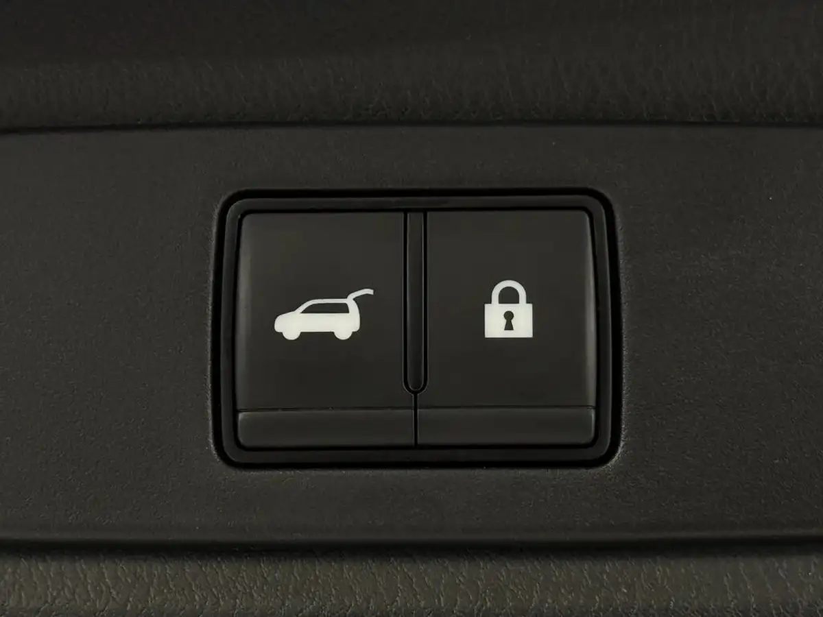 2023-nissan-qashqai-13-dig-t-tekna-140ps-mild-hybrid-big-10