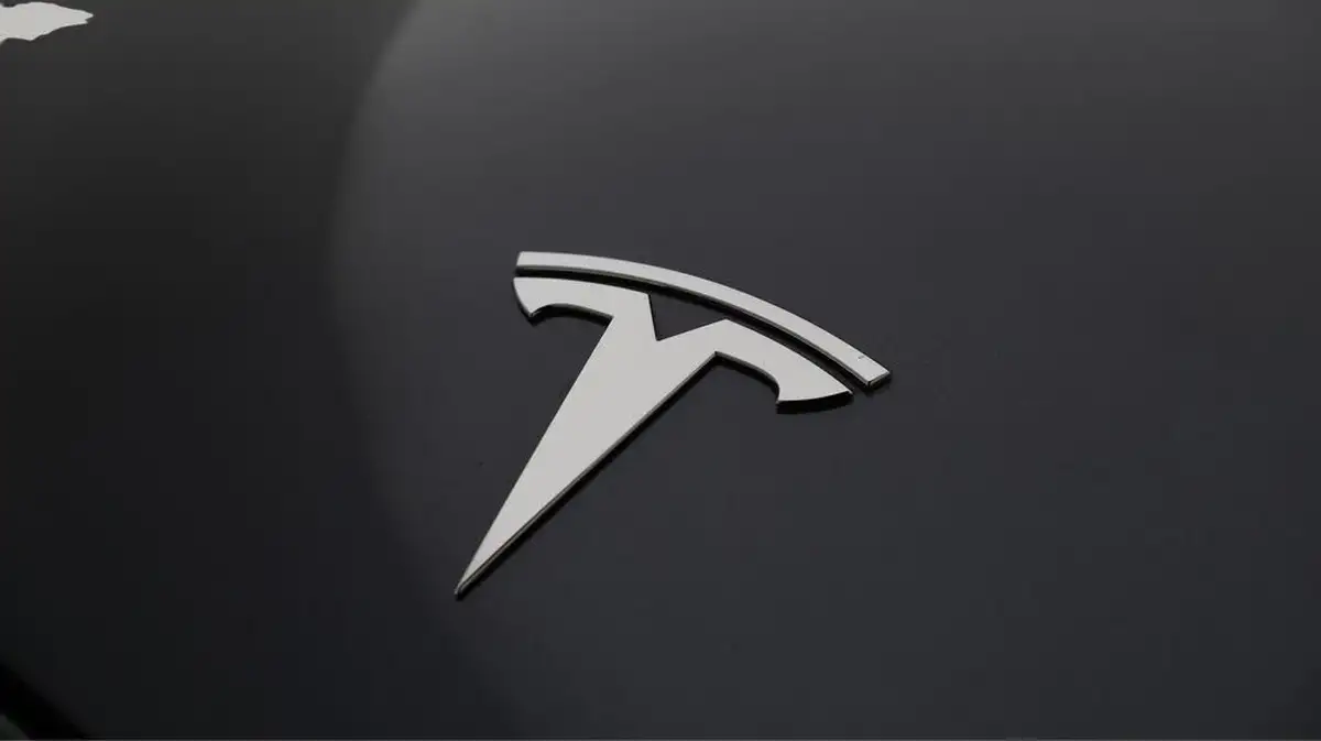 2023-tesla-model-y-e-rwd-big-20