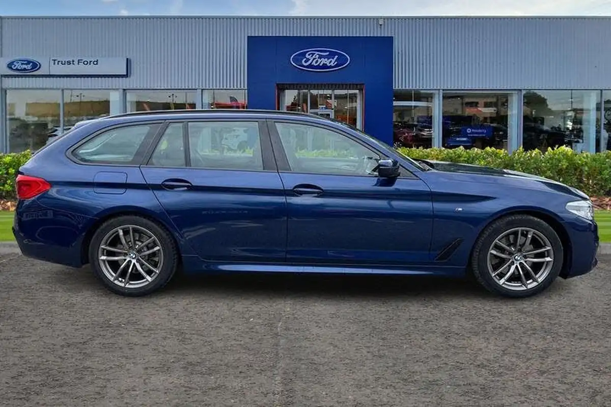 2019-bmw-5-series-20td-520d-m-sport-188bhp-xdrive-touring-5d-big-2