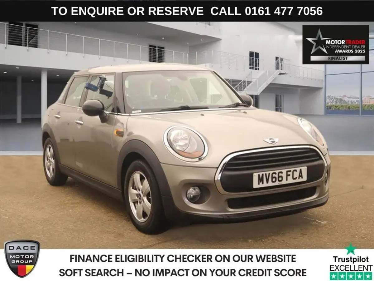 2016-mini-cooper-12-one-5d-big-0