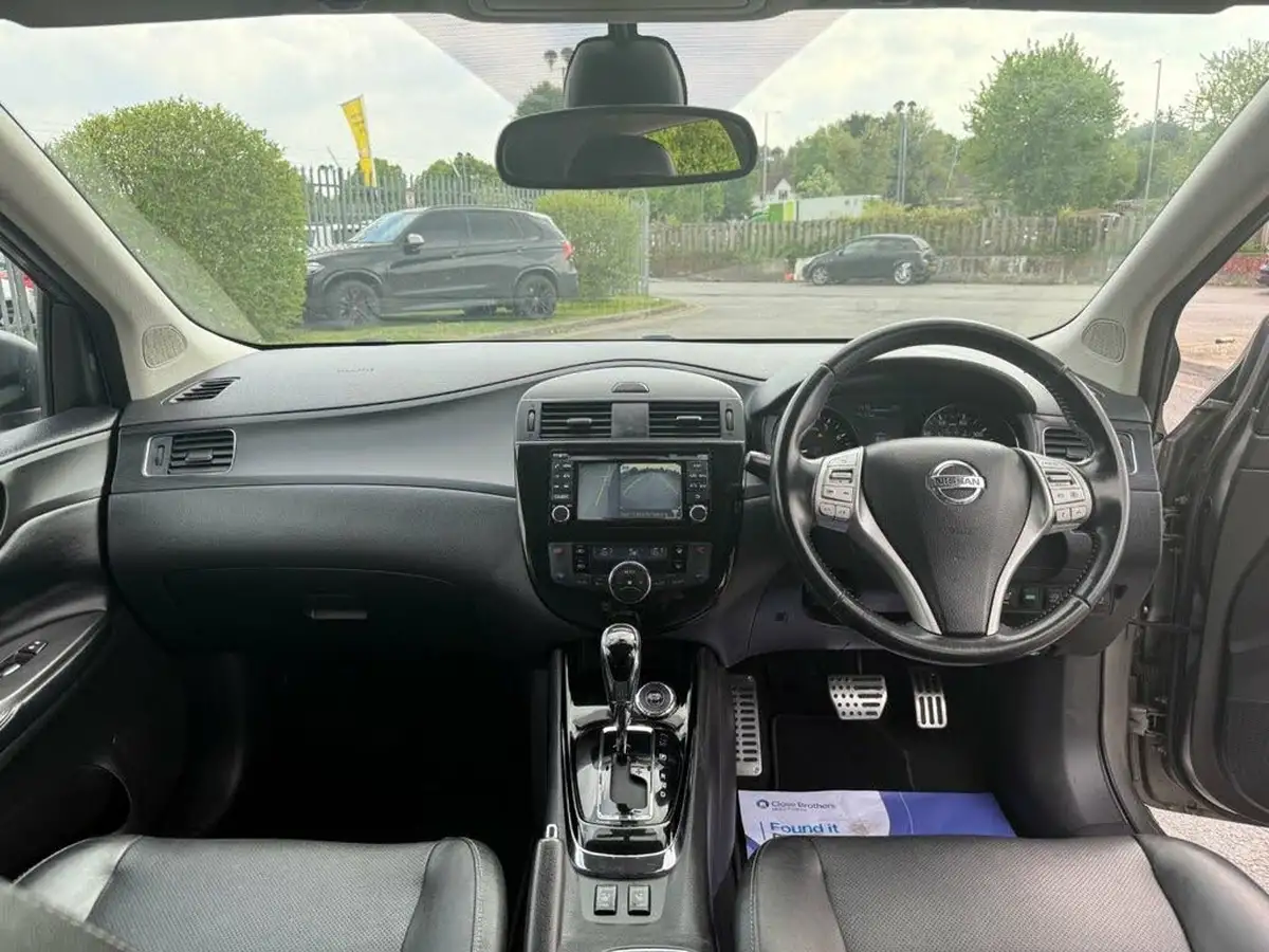 2015-nissan-pulsar-12-tekna-xtronic-big-48