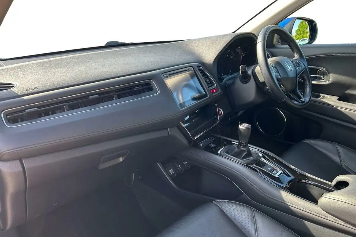 2018-honda-hr-v-15-i-vtec-ex-big-6