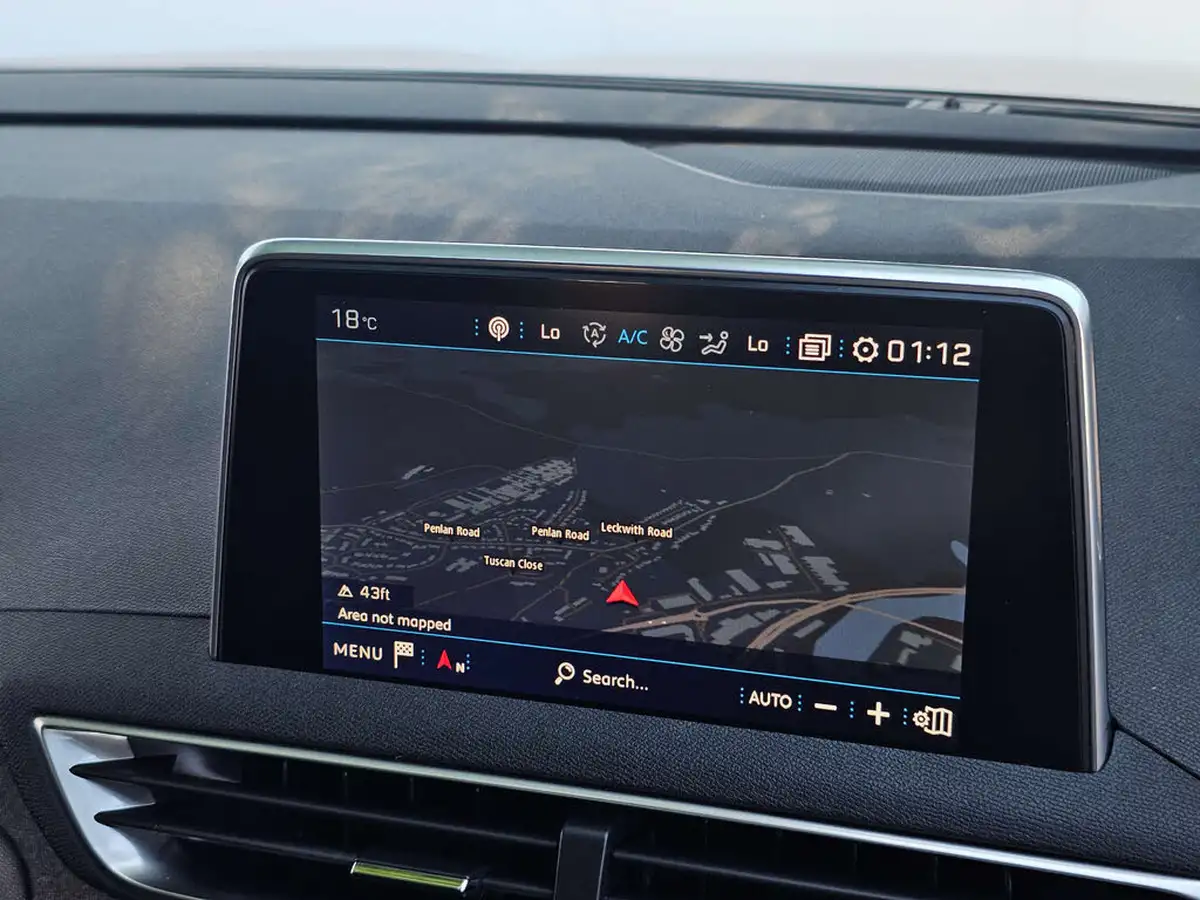 2018-peugeot-3008-suv-15-bluehdi-allure-big-26