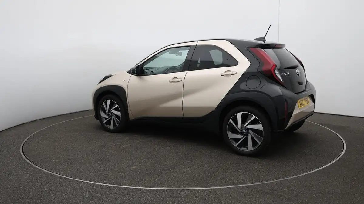 2022-toyota-aygo-x-10-vvt-i-edge-cvt-big-33