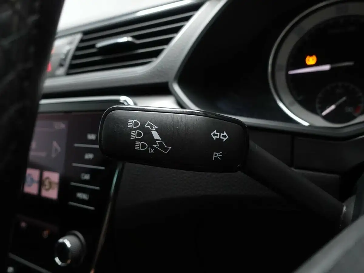 2019-skoda-superb-20tdi-se-l-150ps-estate-dsg-big-38