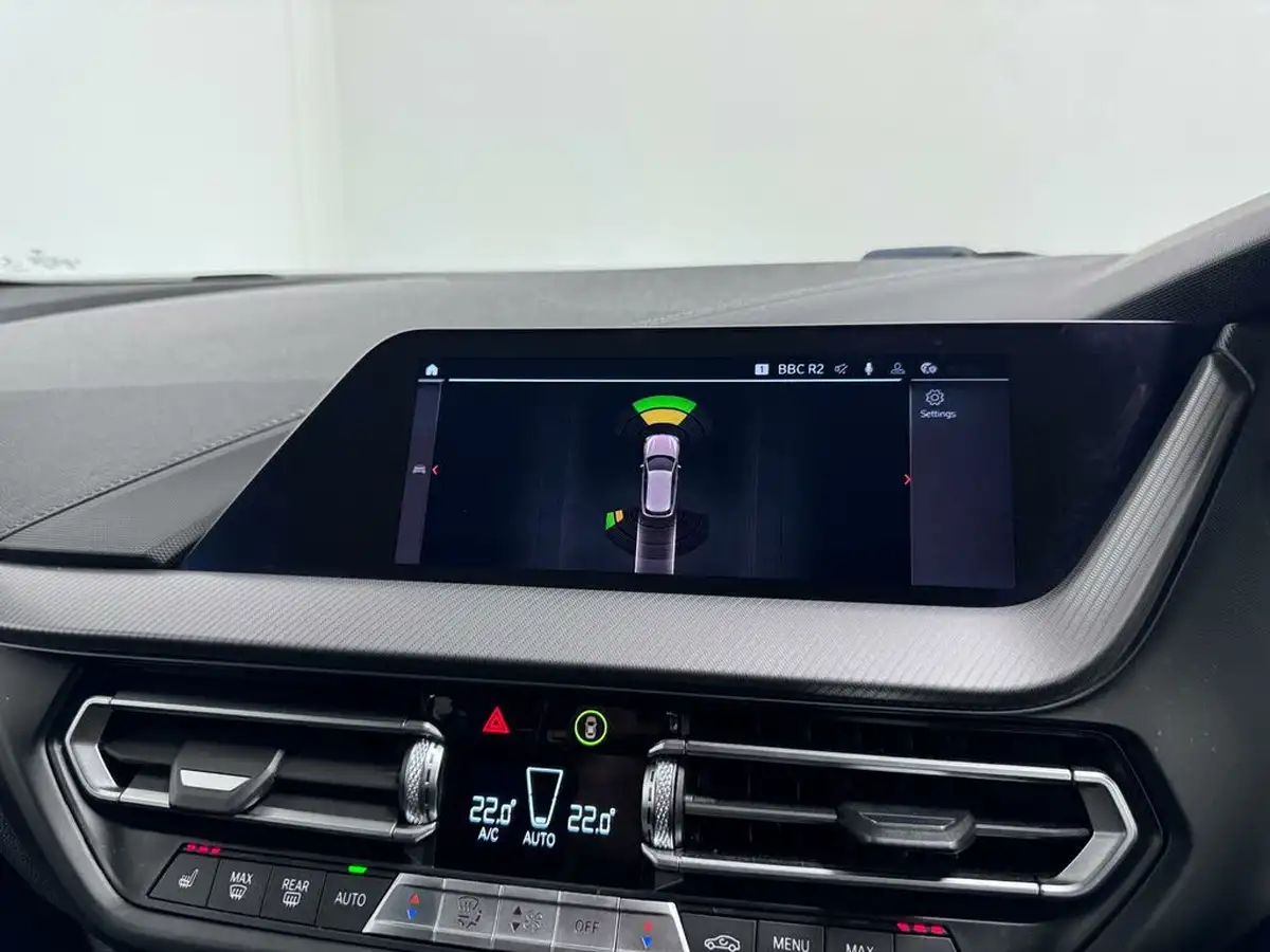2021-bmw-1-series-20td-120d-m-sport-lcp-big-35