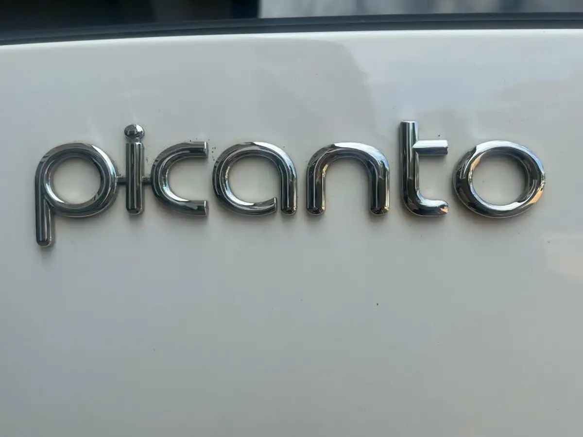 2017-kia-picanto-10-1-big-9