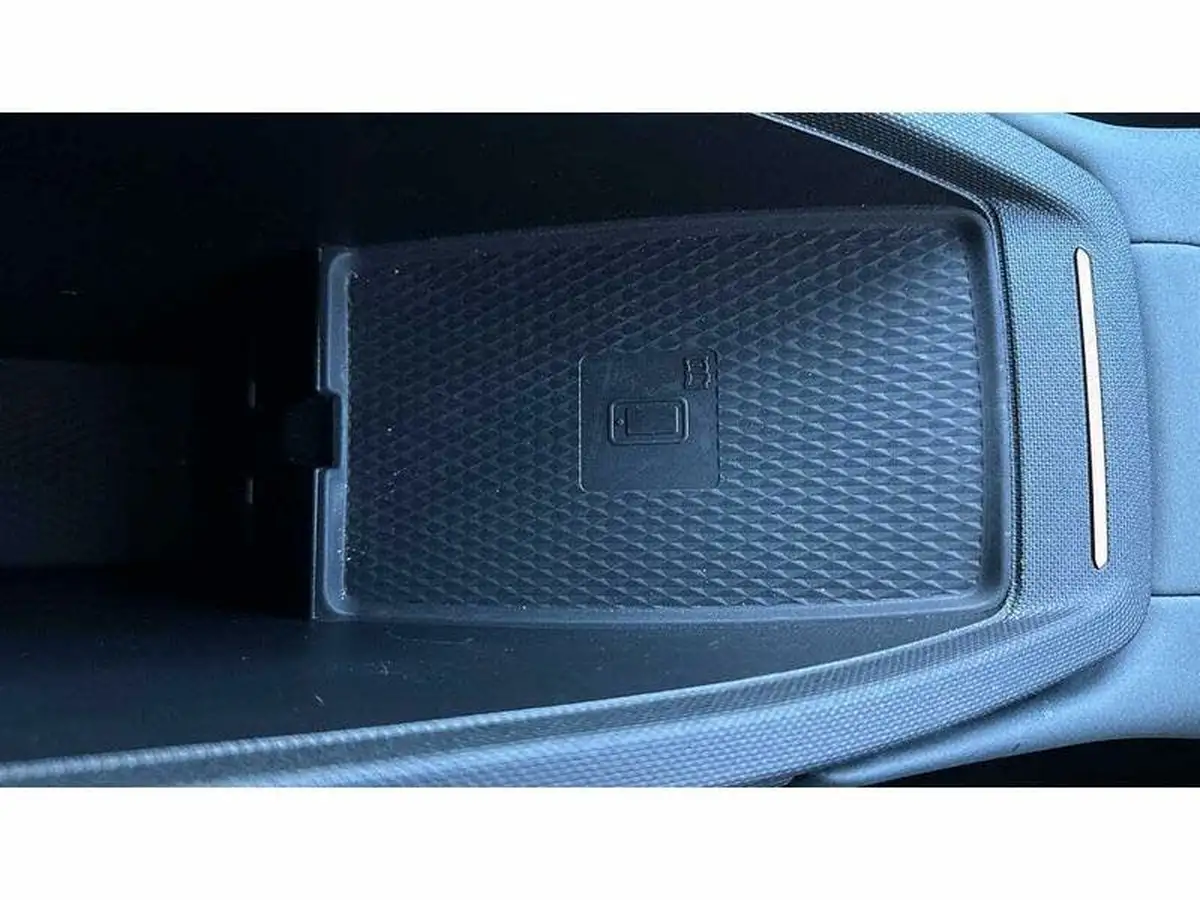 2024-cupra-born-e-vz-big-17