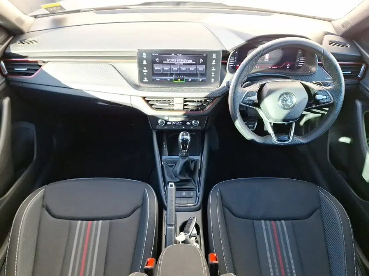 2024-skoda-kamiq-10-tsi-monte-carlo-116ps-dsg-big-2