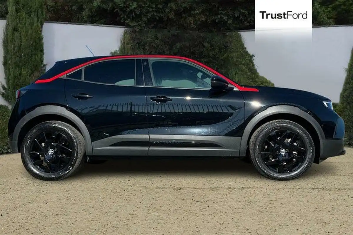 2023-vauxhall-mokka-e-gs-big-2