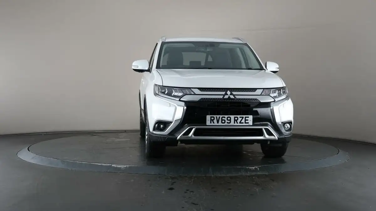 2019-mitsubishi-outlander-20-exceed-big-43