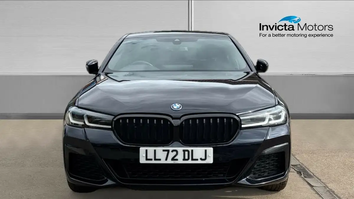 2022-bmw-5-series-20-530e-m-sport-saloon-4d-big-8