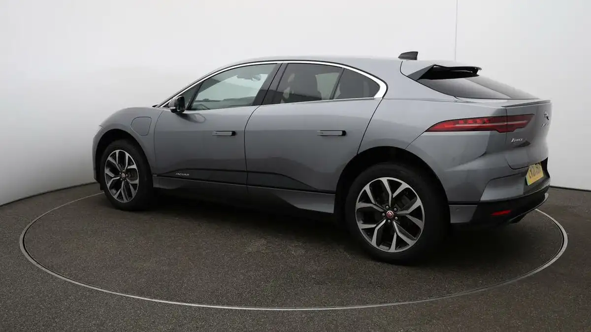 2021-jaguar-i-pace-ev400-hse-big-29