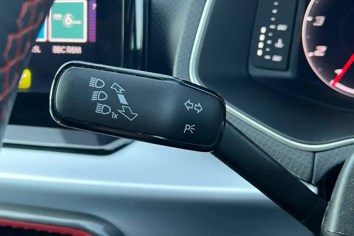 2023-seat-arona-10-tsi-fr-sport-big-25