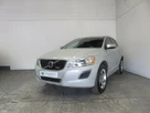 2013-volvo-xc60-24td-d5-r-design-215bhp-geartronic-small-1