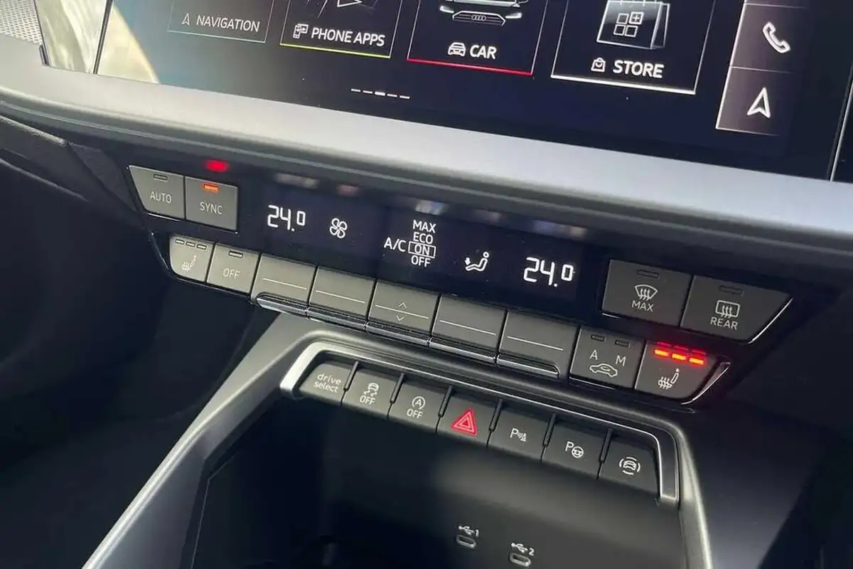 2025-audi-a3-15-35-tfsi-s-line-saloon-4d-big-17