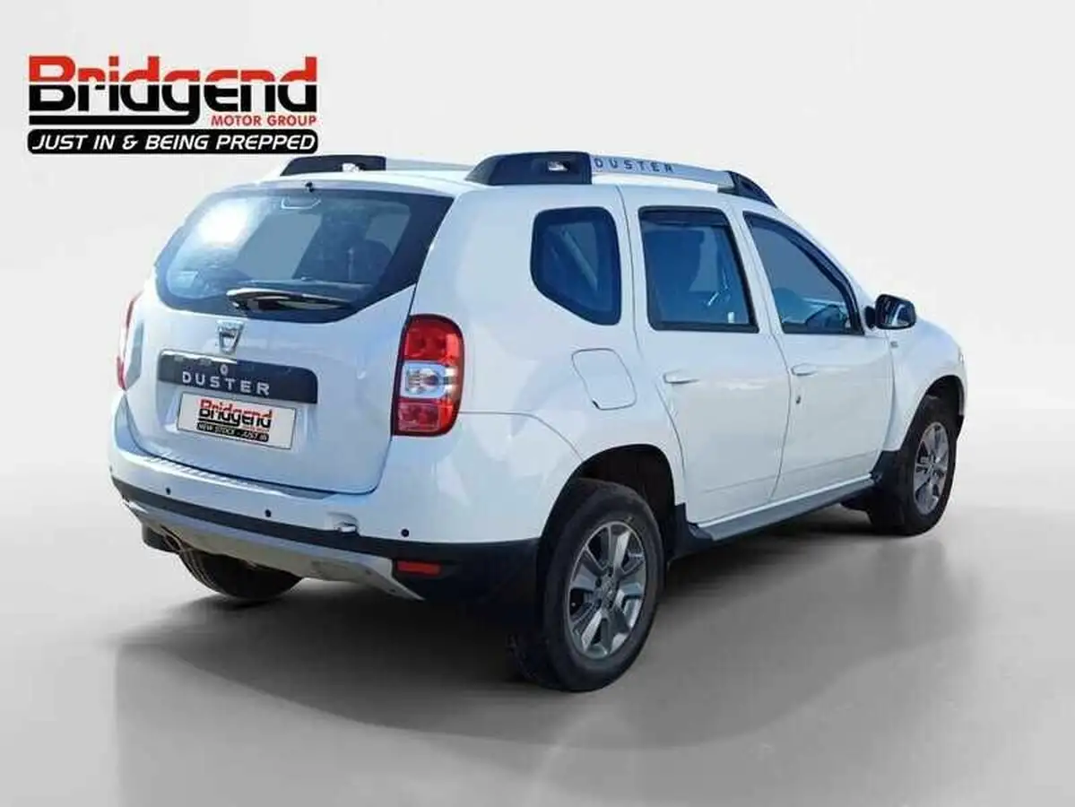 2018-dacia-duster-15dci-laureate-110bhp-ss-station-wagon-5d-big-2
