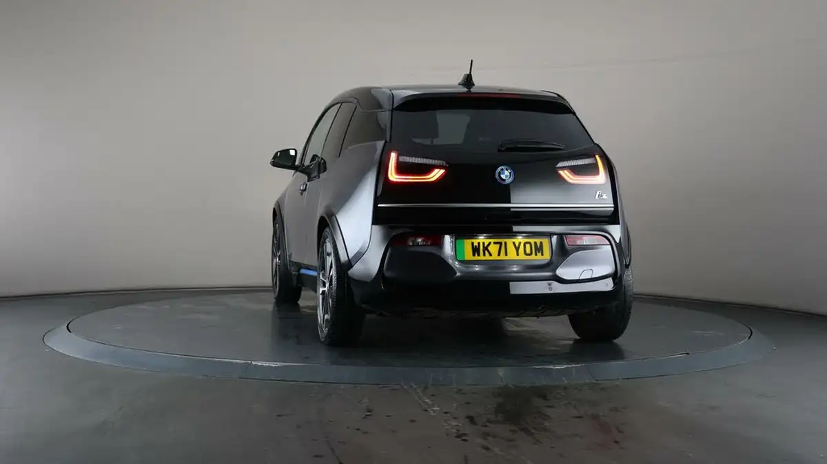 2022-bmw-i3-e-120-ah-s-big-35