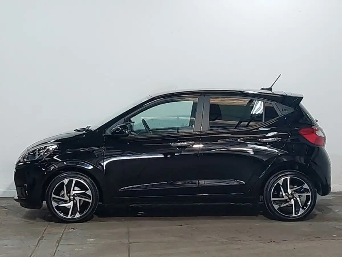 2024-hyundai-i10-10-premium-63ps-auto-big-3