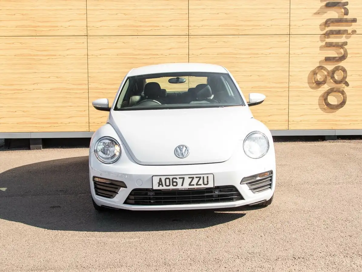 2018-volkswagen-beetle-12-tsi-base-hatchback-3d-big-5