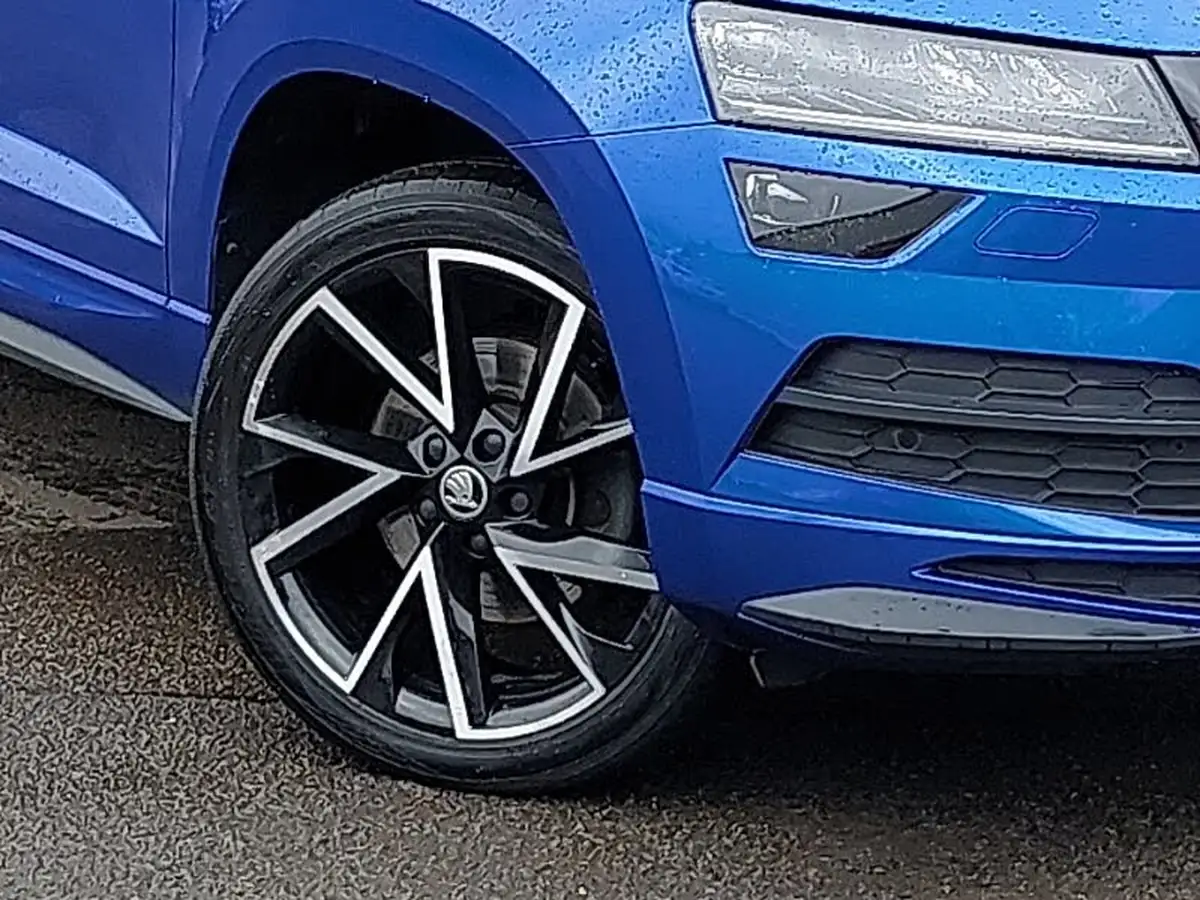 2021-skoda-karoq-20tdi-sportline-4x4-dsg-big-8