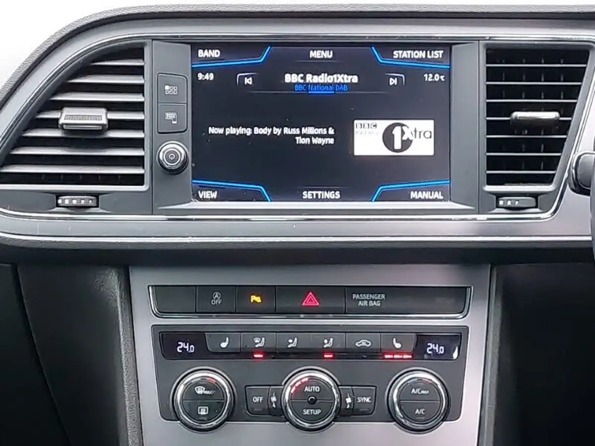 2019-seat-leon-15-tsi-evo-xcellence-130ps-ss-hatchback-big-10