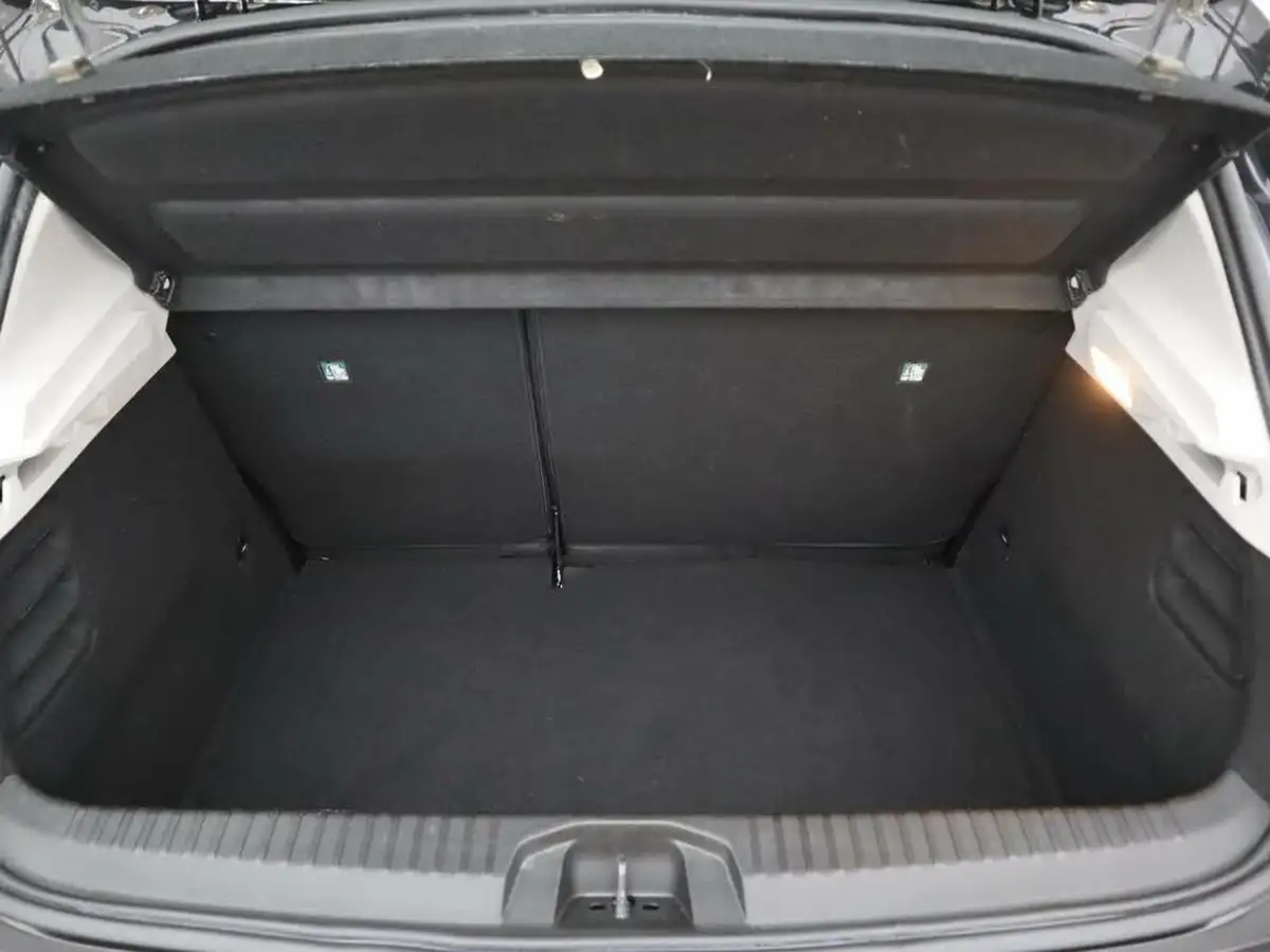 2020-renault-clio-10-sce-play-75bhp-big-6