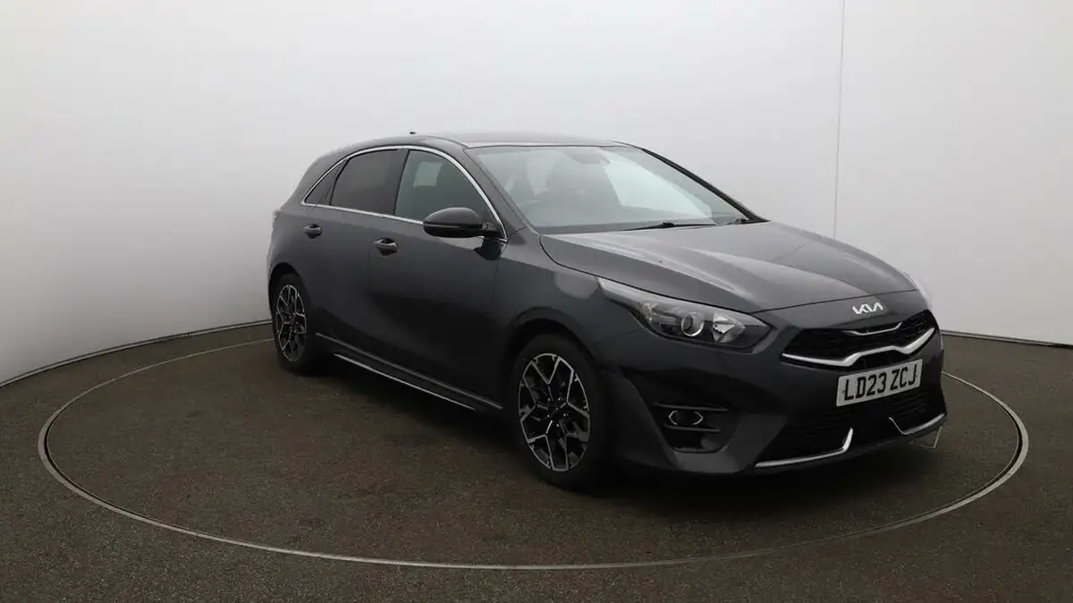 2022-kia-ceed-15-t-gdi-gt-line-big-35