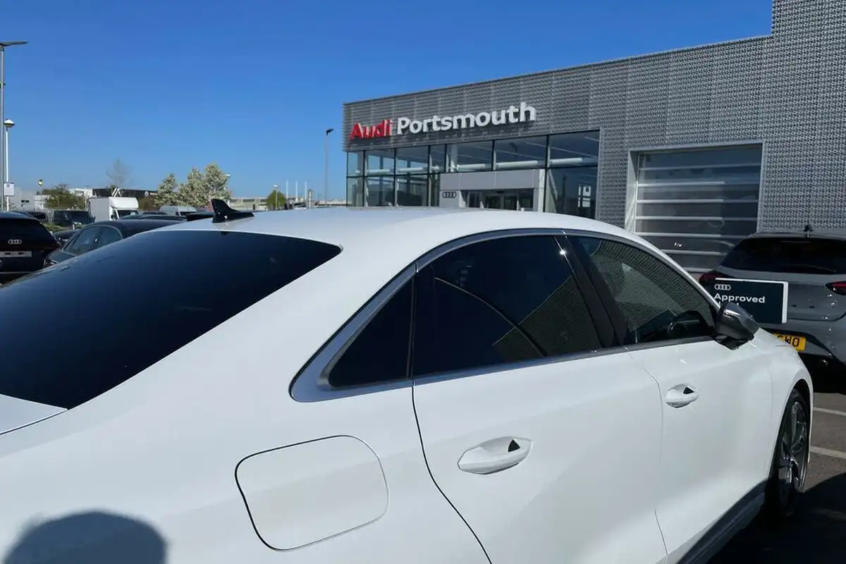 2022-audi-s3-20-tfsi-saloon-4d-big-8