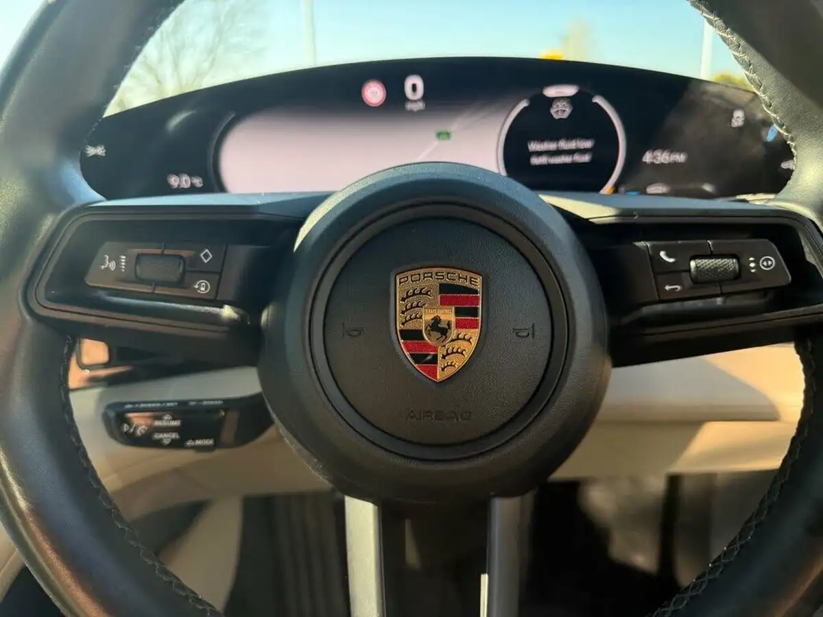 2021-porsche-taycan-e-4s-530ps-big-23
