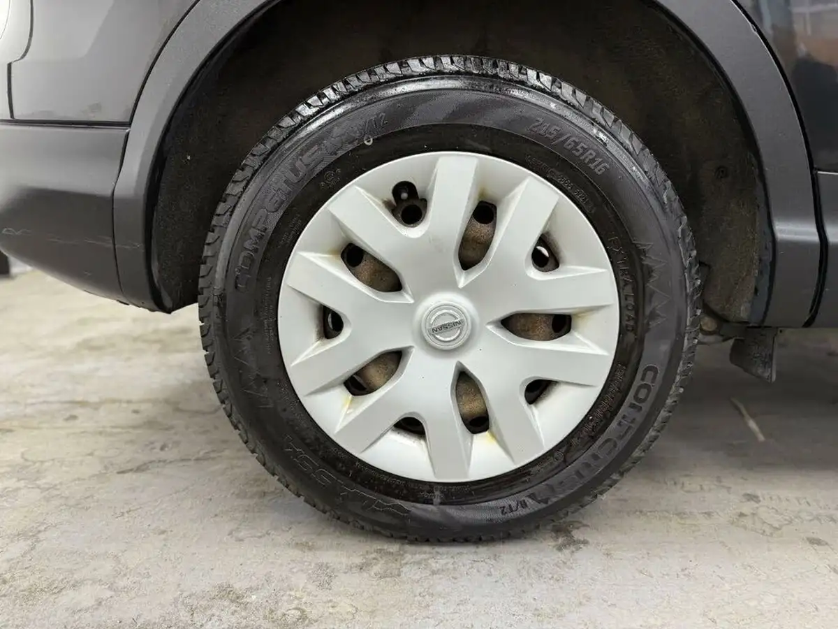 2014-nissan-qashqai-15dci-visia-big-11