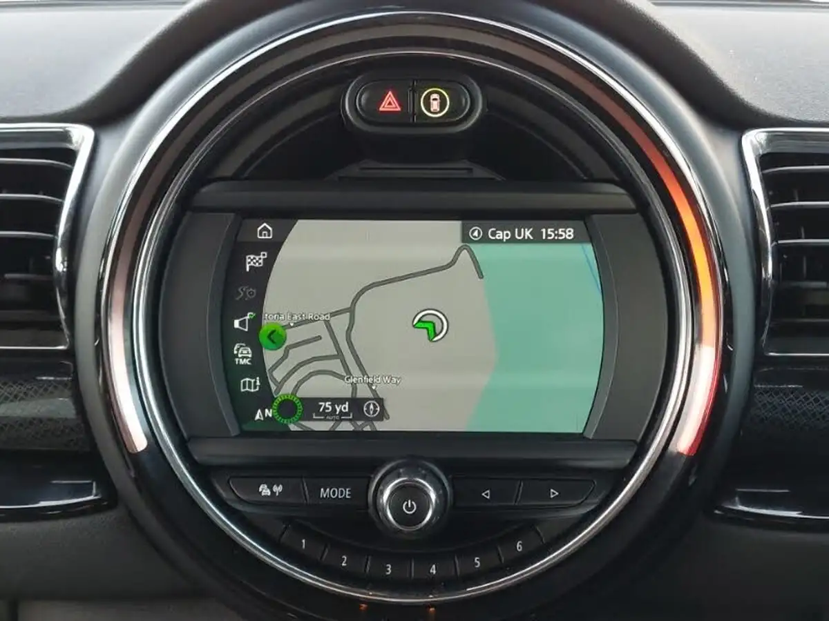 2019-mini-clubman-15-cooper-exclusive-big-9