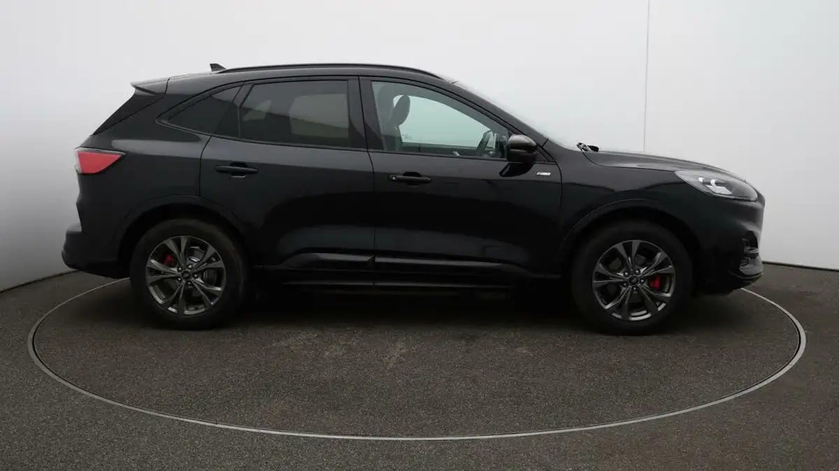 2022-ford-kuga-big-43