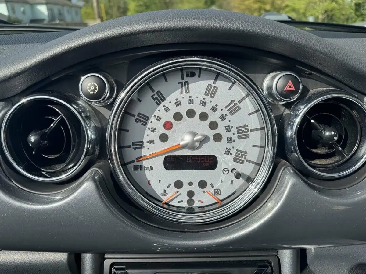2008-mini-cooper-16-cooper-s-170bhp-convertible-2d-big-19