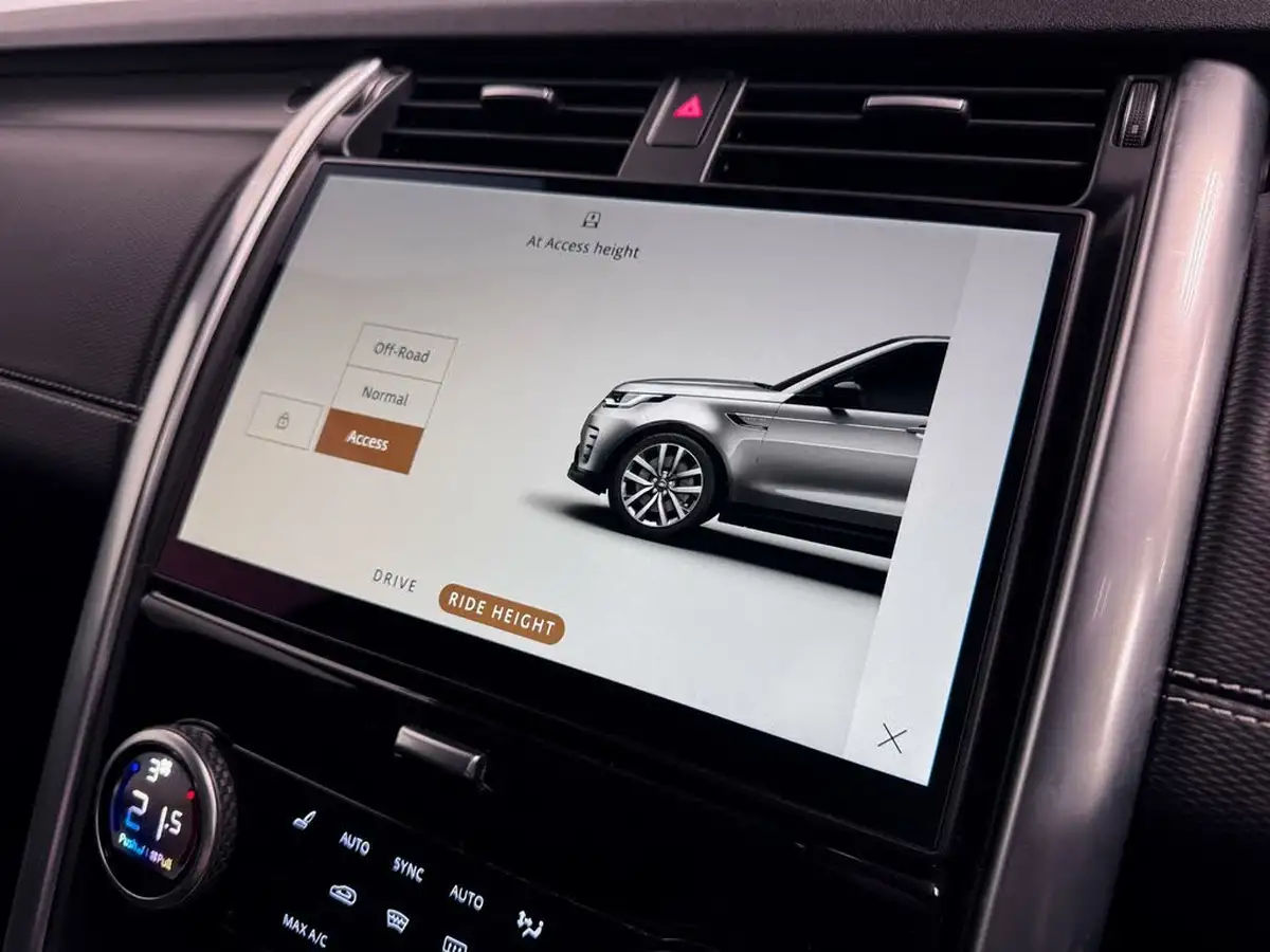 2021-land-rover-discovery-30-d300-r-dynamic-hse-big-59