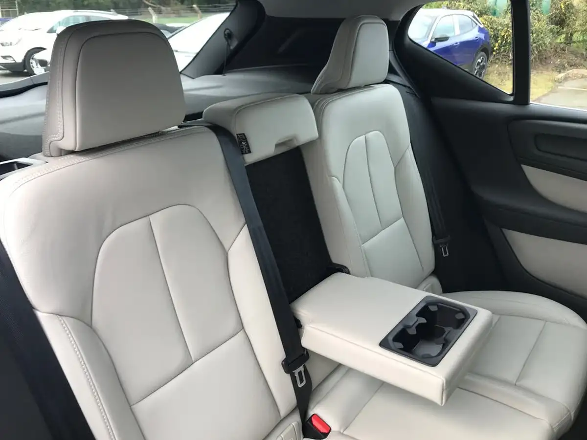 2020-volvo-xc40-20-t4-inscription-pro-big-6