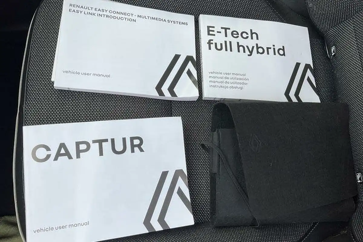2023-renault-captur-16-techno-145ps-full-big-21