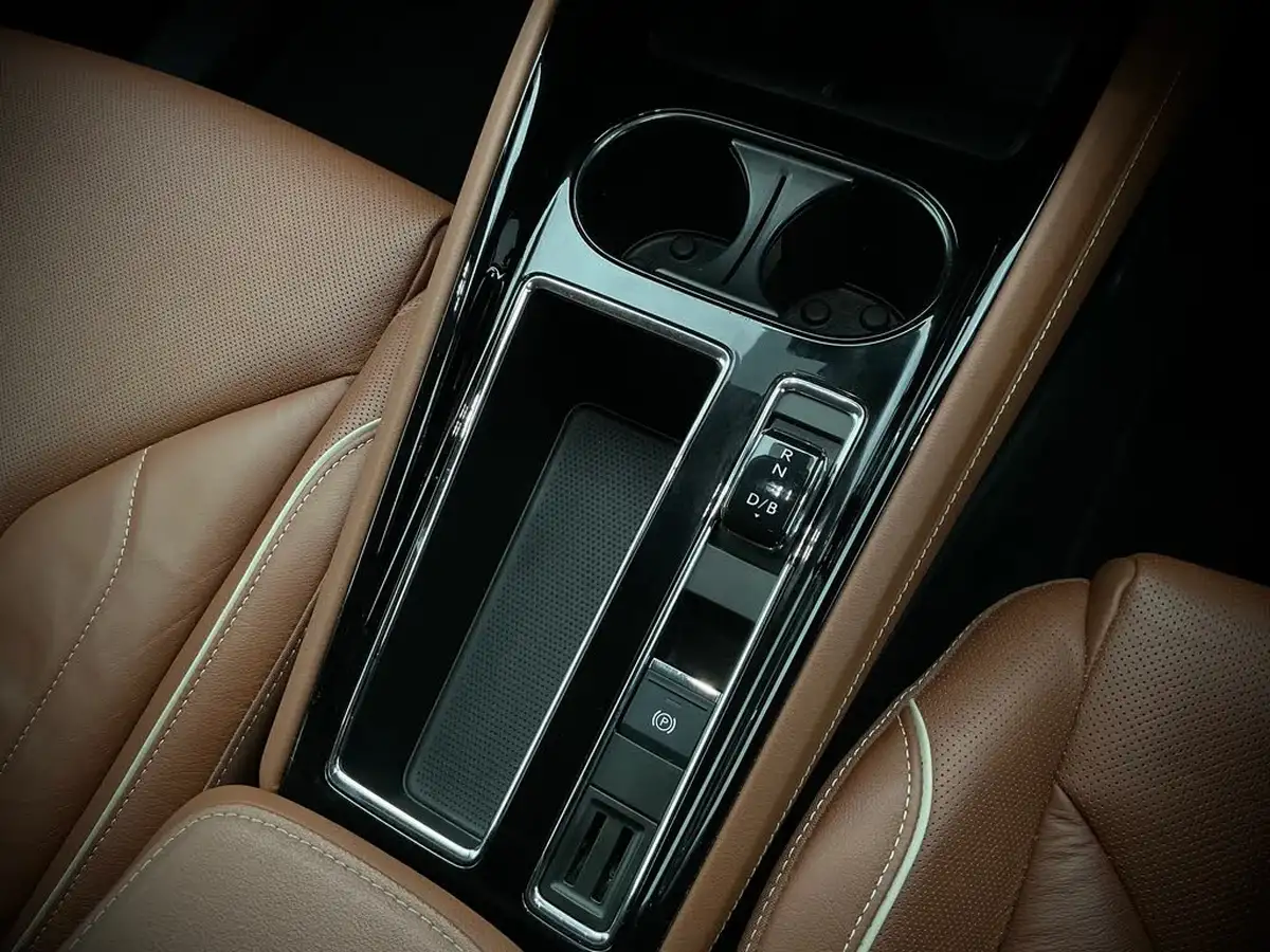 2021-skoda-enyaq-e-60-62-kwh-big-27